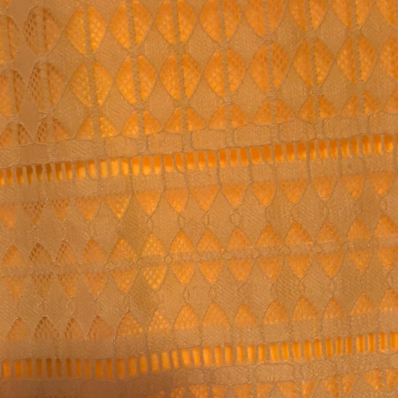 Women’s top - Picture 3 of 3